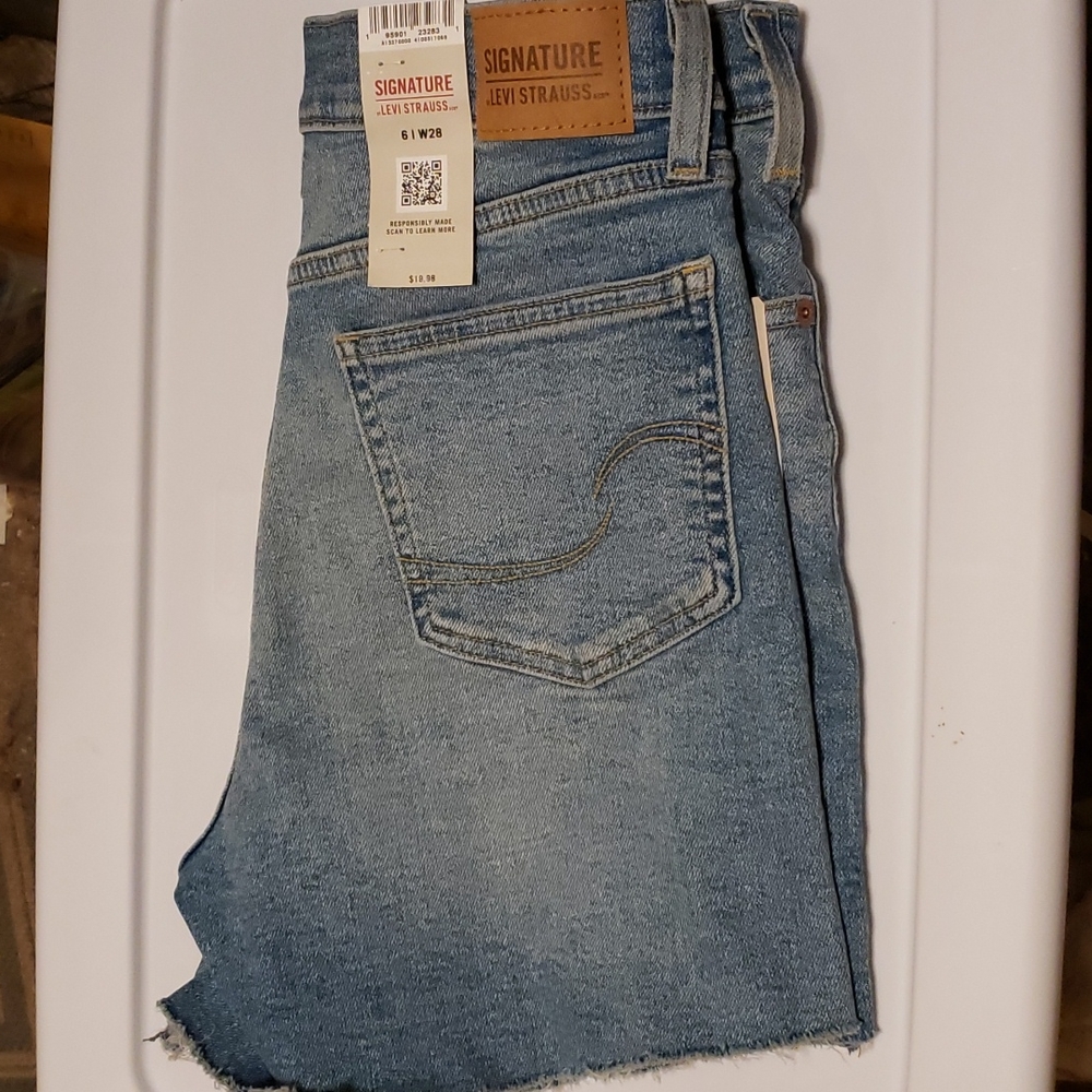 Levi Heritage High-Rise Shorts size 6 28W - Picture 5 of 9